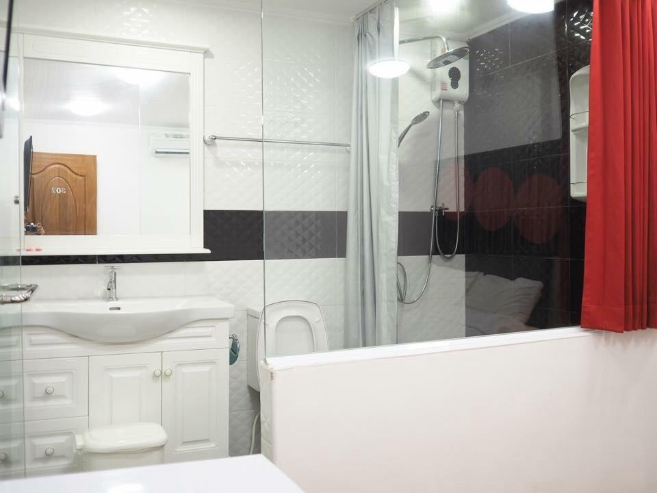 Pook Swan House Hotel Pattaya Habitación foto